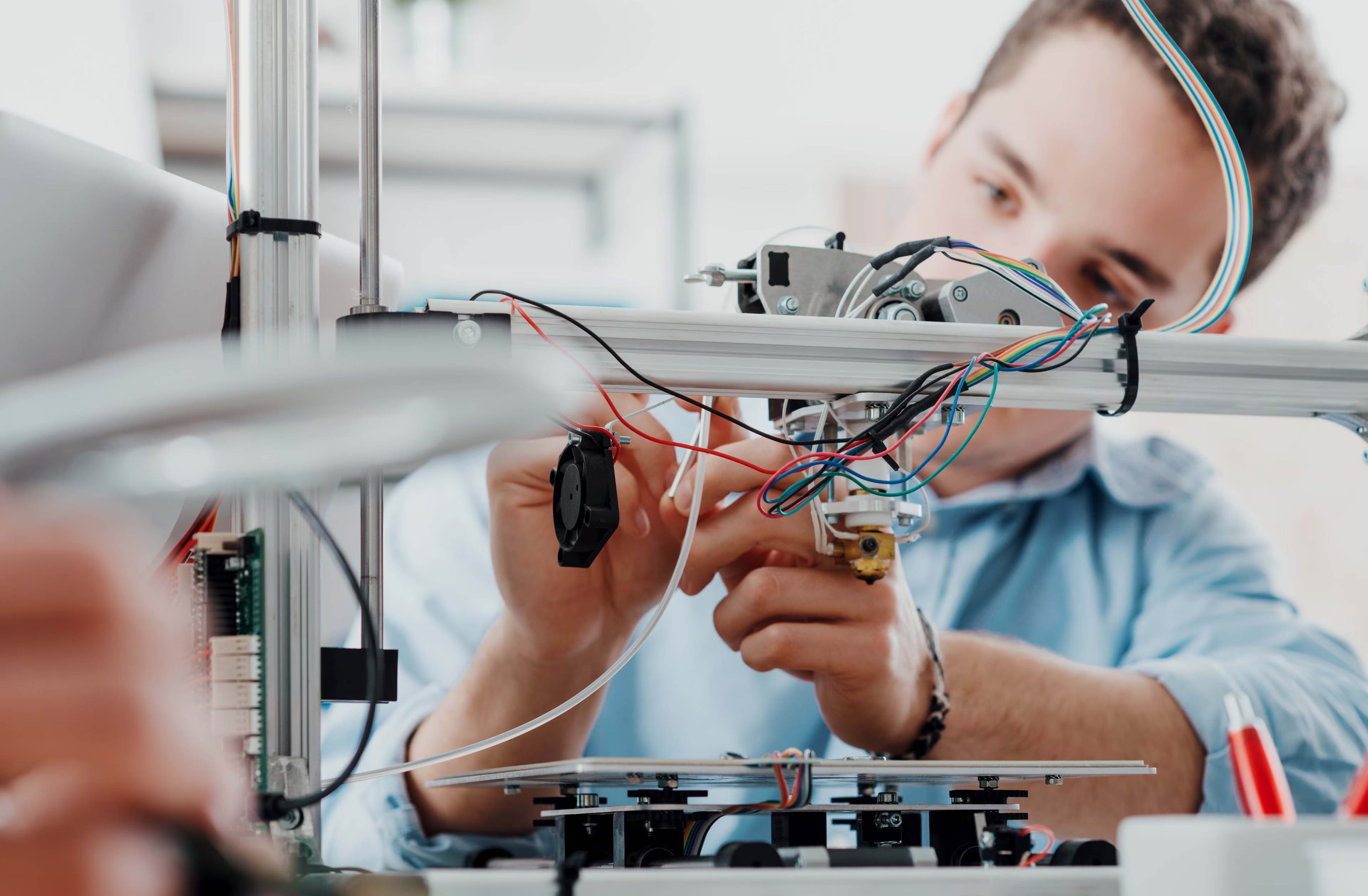 Every minute your CNC machine is idle during changeovers costs money. Increased machine utilization means less downtime means more time cutting, maximizing your capital investment.
